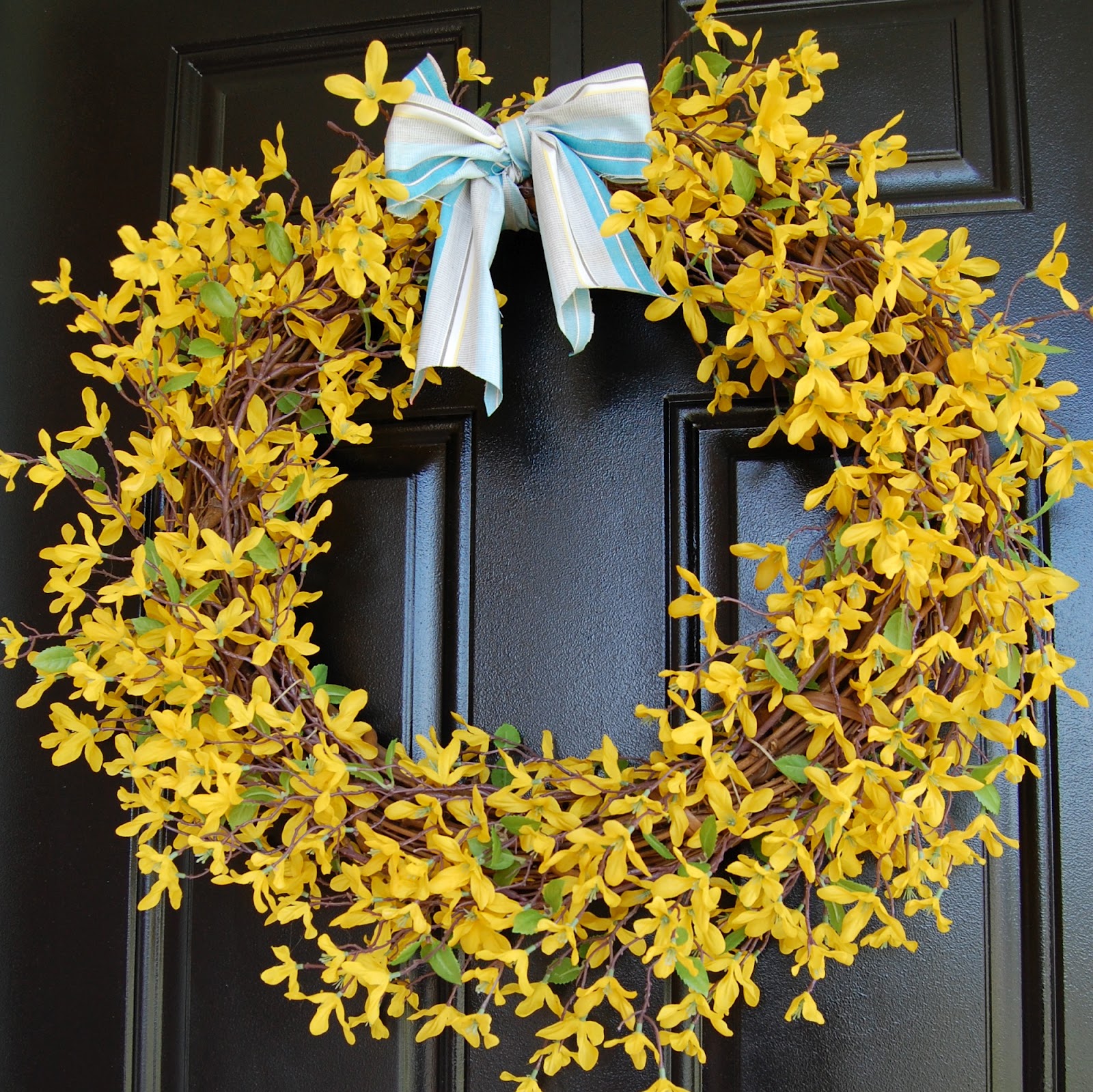 The PolkaDot Umbrella Yellow Floral Wreath Made in just 10 minutes.