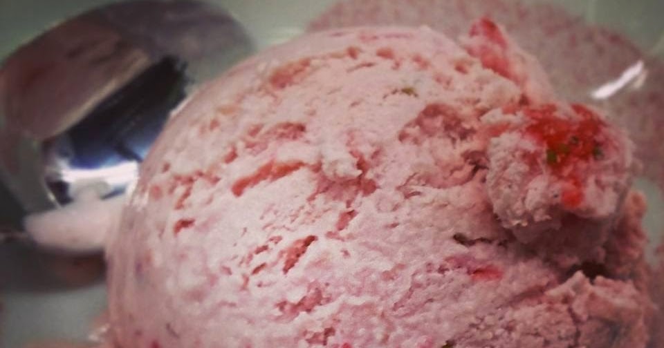 Strawberries Ice Cream by Vivian Tang