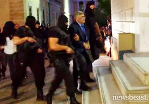 Συνεχίζεται η μαραθώνια απολογία του Ν. Μιχαλολιάκου