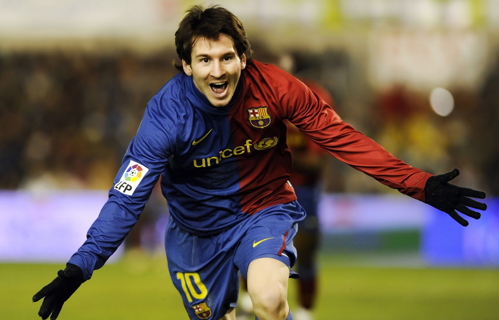 Lionel Messi Football Player Latest Hd Wallpapers 2013 ...