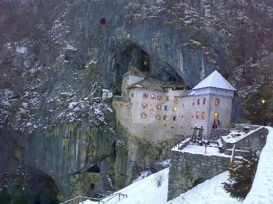 Predjama Castle
