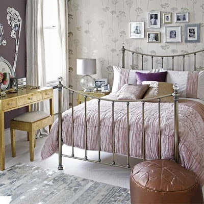Refreshing Spring Decorations for a Windowless Room Refreshing Spring Decorations for a Windowless Room