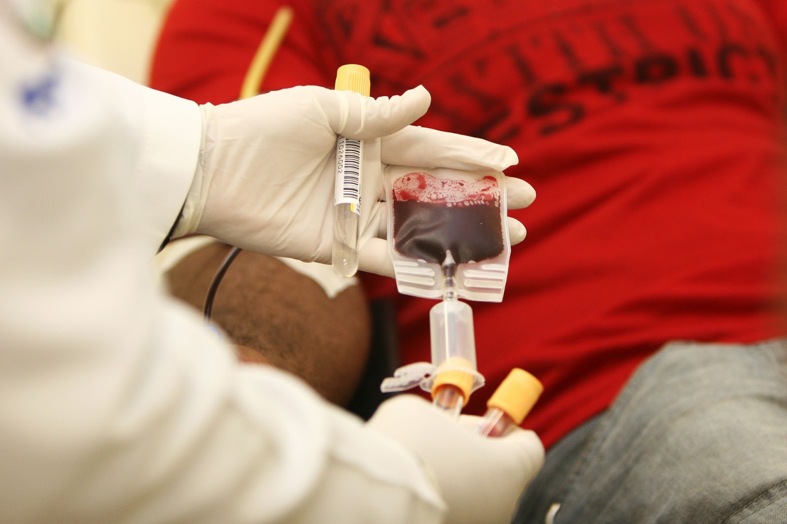 Defensoria Pública da União recomenda a ministério que permita doação de sangue por gays Defensoria Pública da União recomenda a ministério que permita doação de sangue por gays