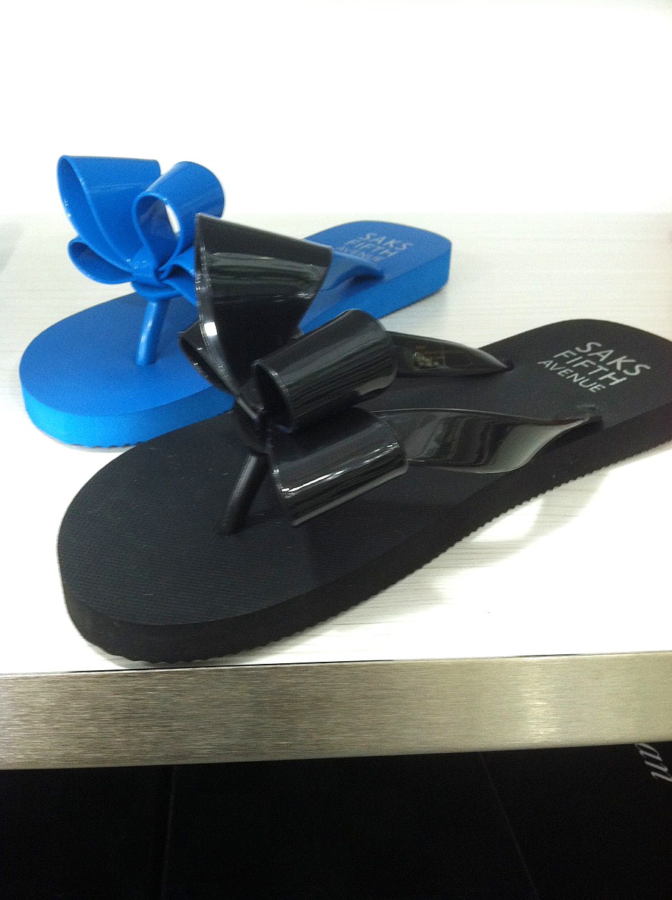 valentino bow flip flops look alike