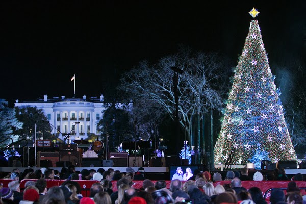 Christmas Decorations From Around the World | Most beautiful places in