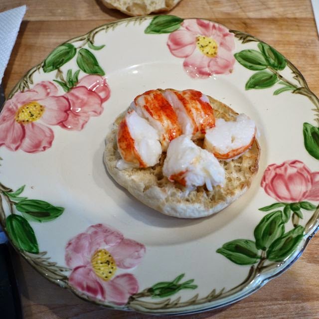 Sapere Aude, Incipe! Lobster Eggs Benedict