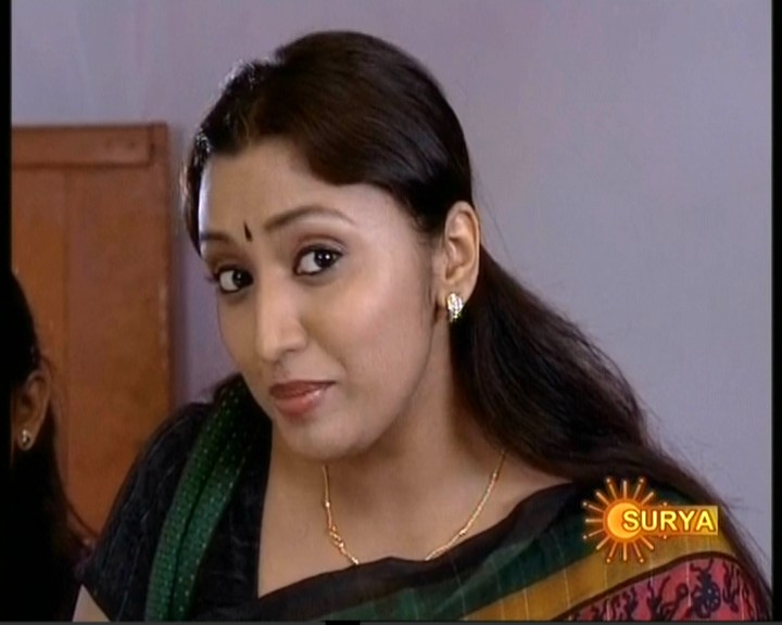 serial actress lakshmi hot pics