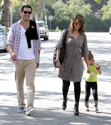 Jessica Alba Enjoy the Party Of Birthday