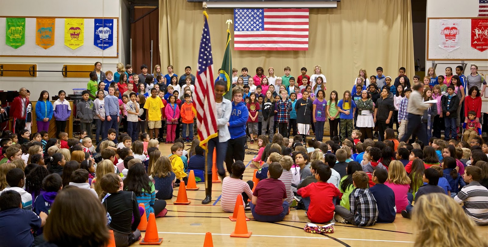 What is veterans day dedicated to