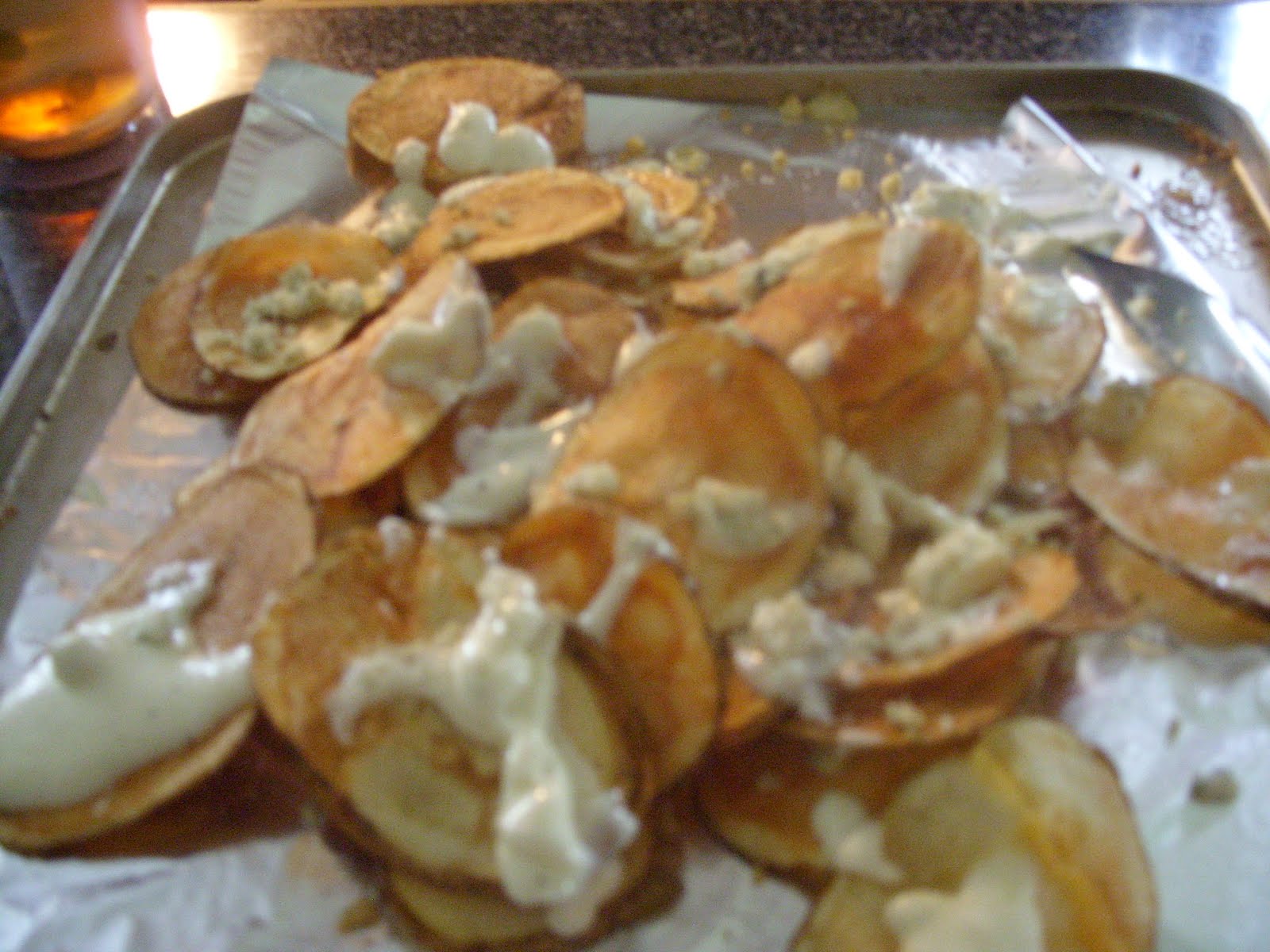 Blue Cheese and Homemade Potatoe Chips