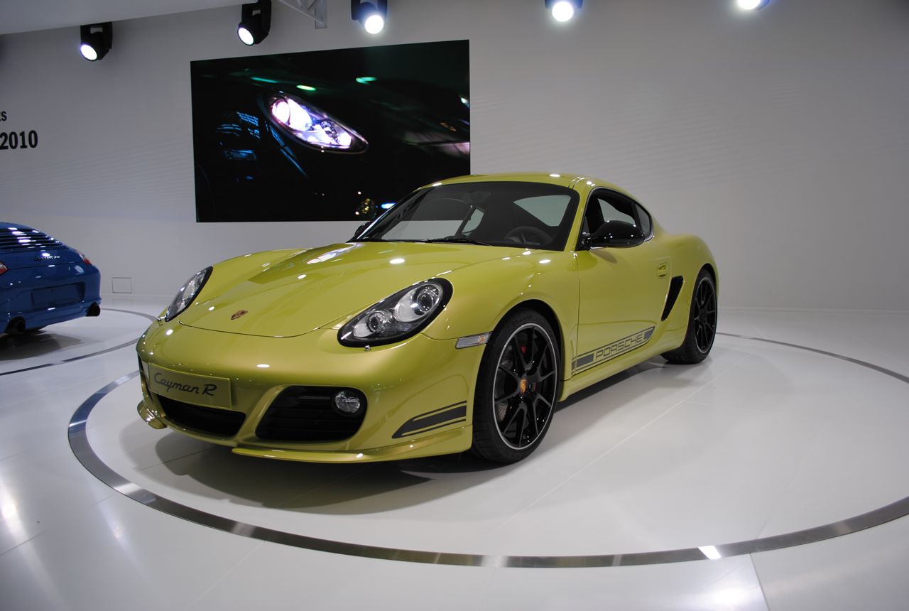 http://4.bp.blogspot.com/-FwGeReeFaKc/TWHsM8OpjdI/AAAAAAAAC94/lVRMF1Ft6pM/s1600/Porsche%2BCayman%2BR%2B9.jpg