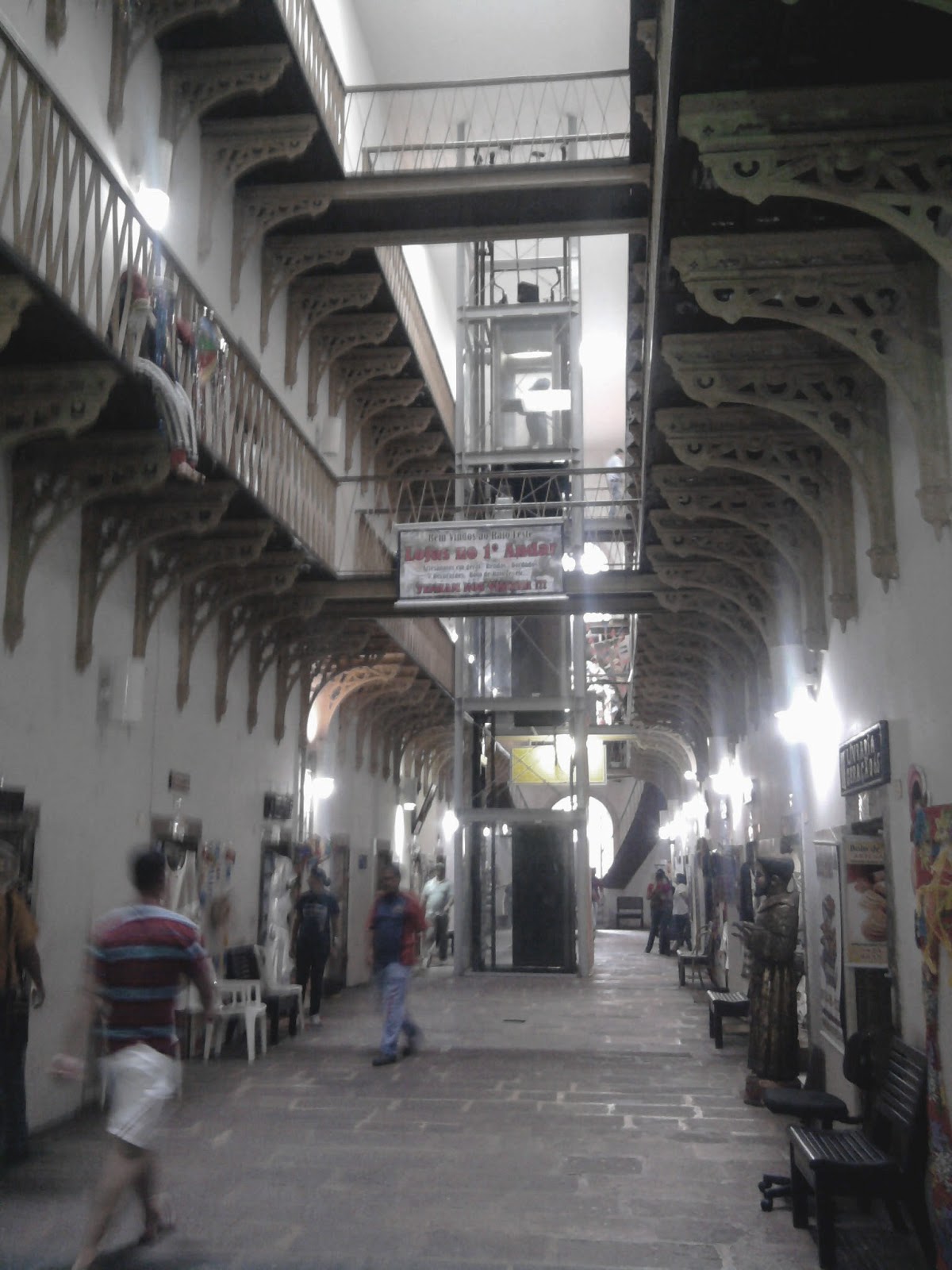 RECIFE PE Brasil Guri Estradeiro Aparador Antiguo Sevilla ~ RECIFE PE Brasil Guri Estradeiro