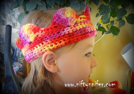 Free Crochet Pattern ~Basicically Beautiful Crown http://www.niftynnifer.com/2014/04/free-crochet-pattern-basicically.html #Crochet #Crown #Crochetprincess