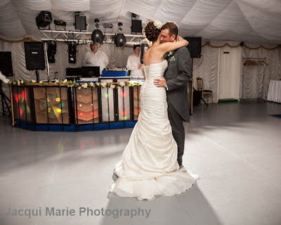Bride and Groom Portrait, Steeple Court Manor, Botley, Hampshire, First Dance