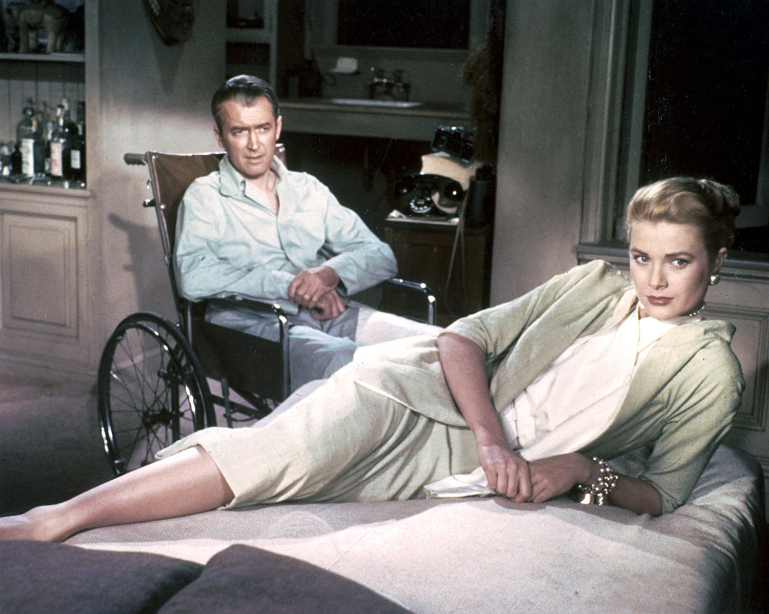 Movie Review Rear Window (1954) The Ace Black Blog