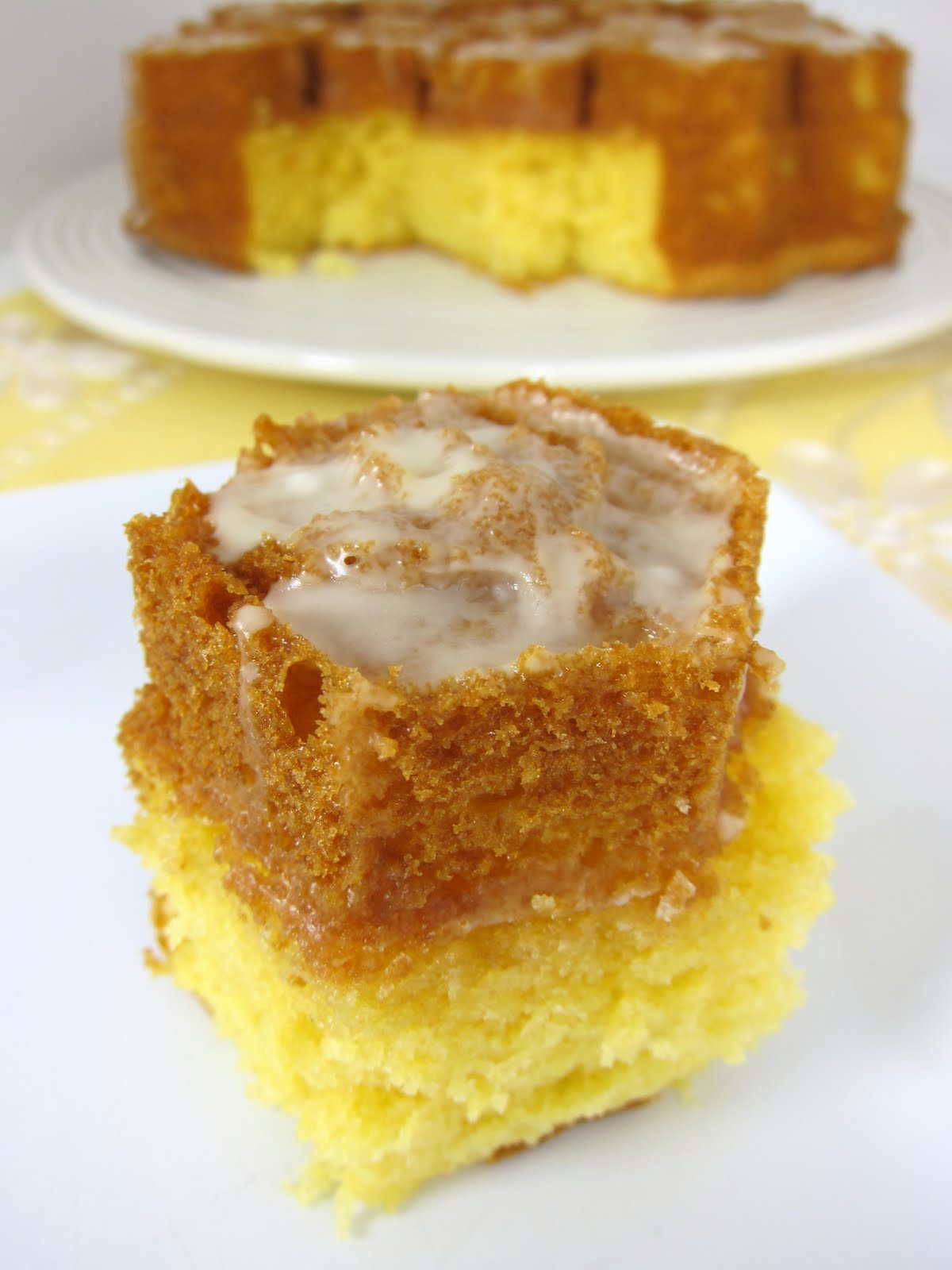 Amaretto Cake Plain Chicken