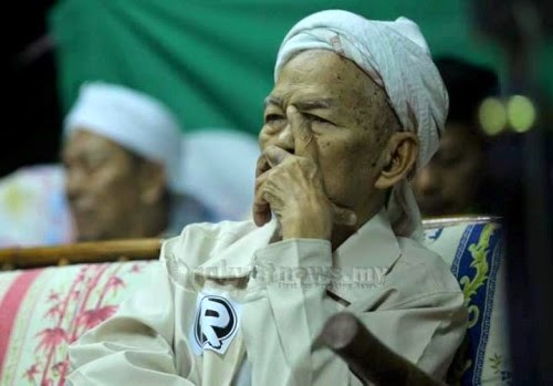 Nik Aziz Kecewa, Karpal 'Pergi' Dulu Sebelum Sempat Lihat Hudud Dilaksanakan Nik-Aziz-karpak-hudud
