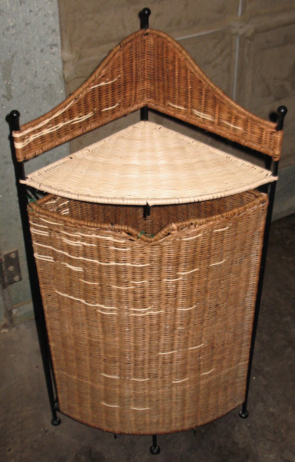 The Craftsman ReWeaving a Wicker Hamper