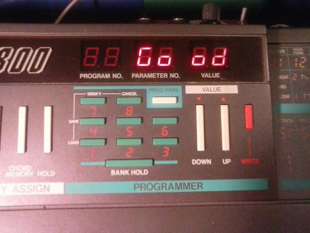 korg poly 800 sequencer trigger input mod korg poly 800 sequencer trigger input mod