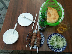 Lunch cum dinner at "Bobor Shashlikxanasi "restaurant situated behind Bibi Khanym Mosque.