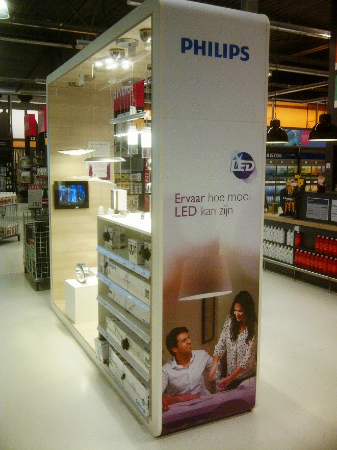 POP-professor: Philips Shop in Shop / Display bij Karwei POP-professor: Philips Shop in Shop / Display bij Karwei