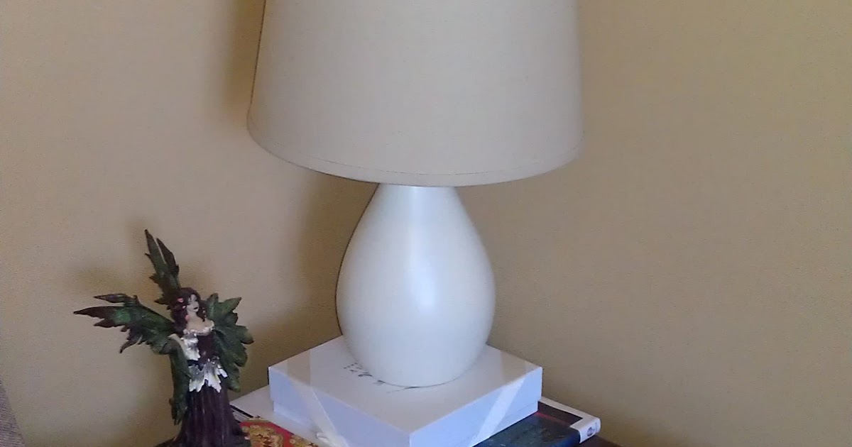 JMC Creations Repaint a Goodwill end table!