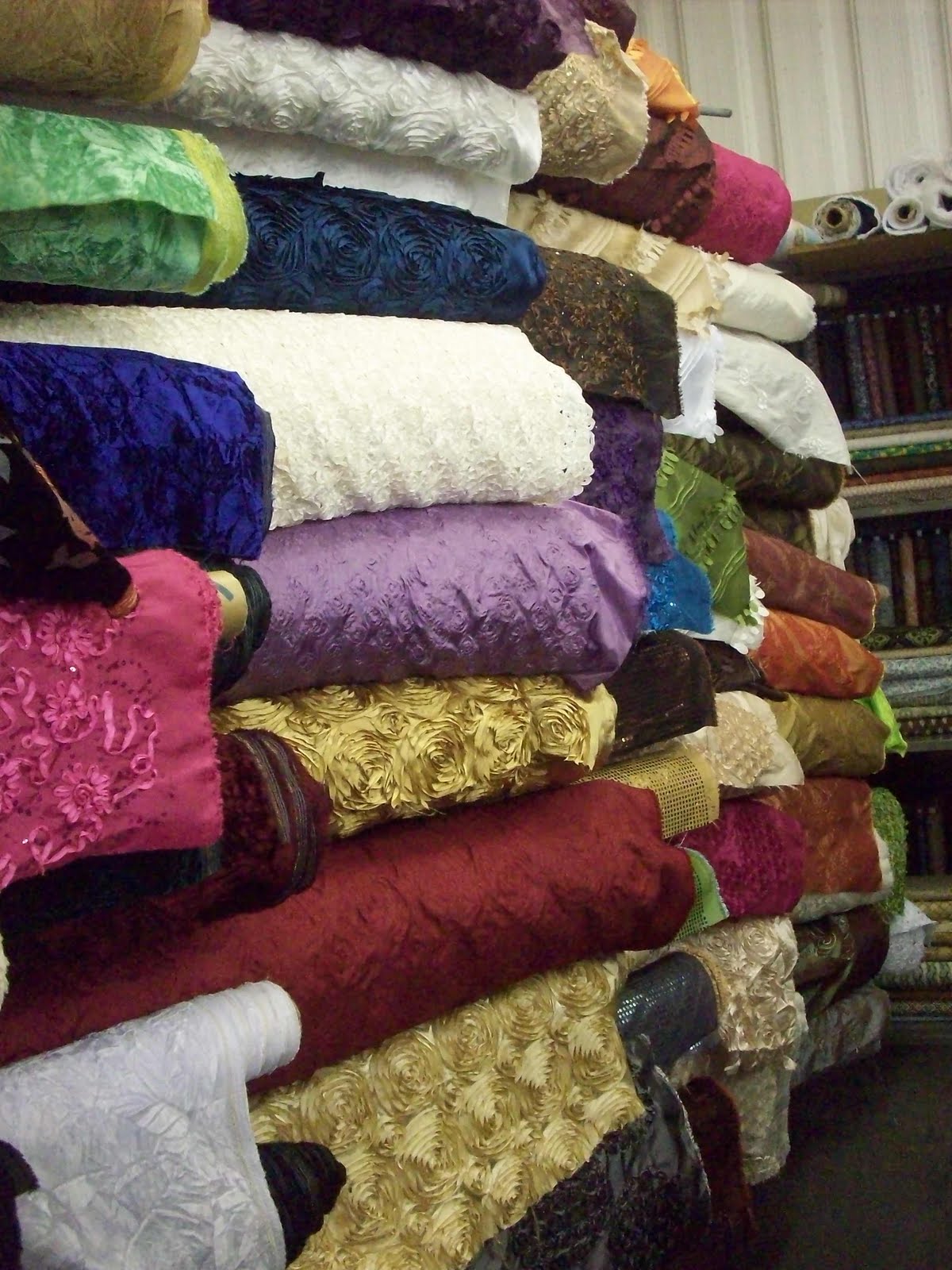 POPPYSEED FABRICS A must see while in Hawaii...