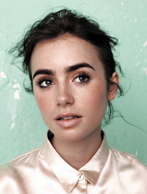 Lily Collins - New Photos Lily Collins - Photo Gallery