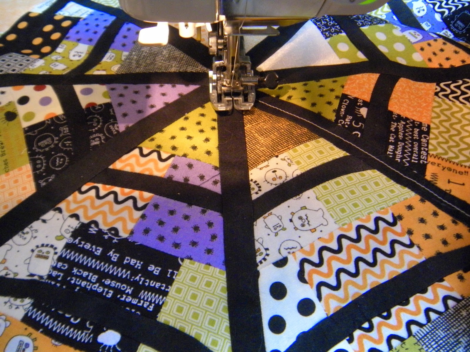 Life in the Scrapatch Spider  QuiltAlong Cutting Curves with a