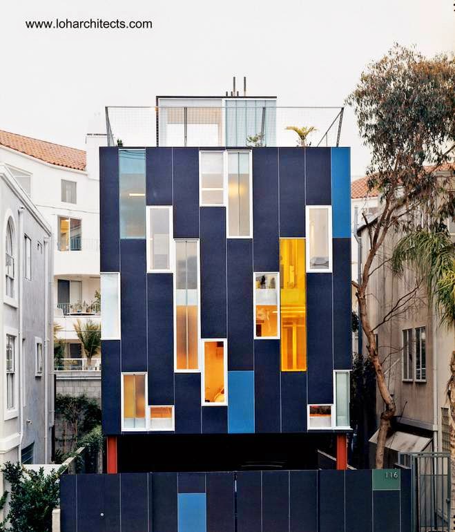 Vertical House - Arquitectura Lorcan O’Herlihy Architects www.loharchitects.com Fachada intrincada en casa contemporánea vertical de Venice, California