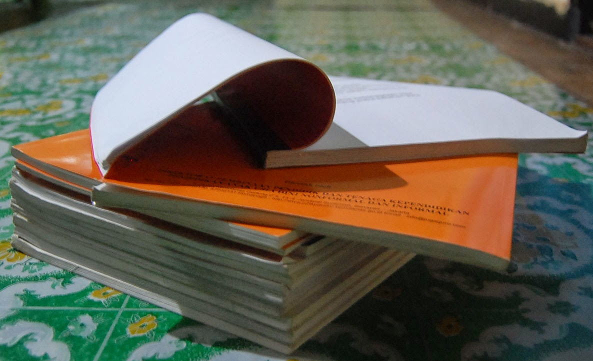 MENGENAL GURINDAM 12 DUA BELAS KARYA RAJA ALI HAJI | VISIUNIVERSAL