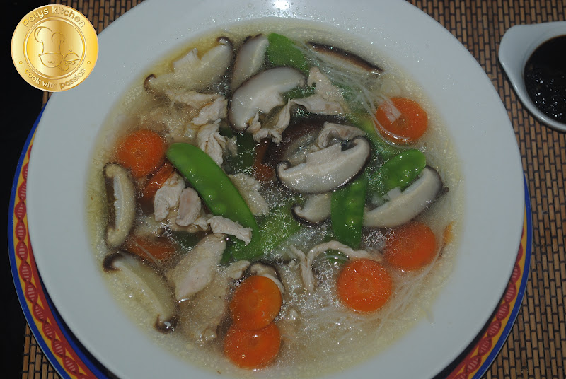 PATYSKITCHEN CLEAR CHICKEN SOUP WITH RICE VERMICELLI CHINESE STYLE