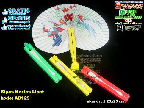 souvenir kipas kertas
