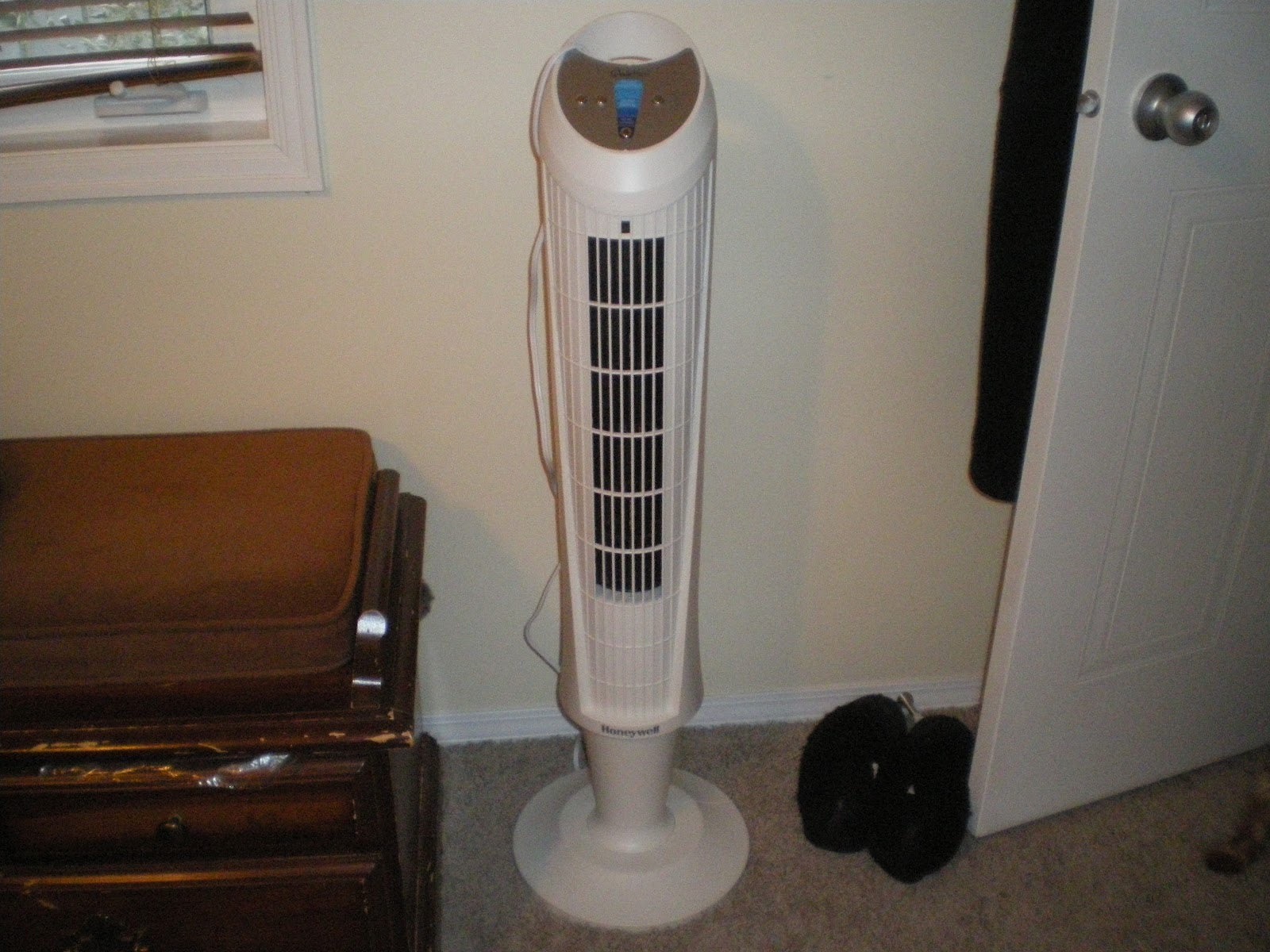 The One Dollar Review Honeywell 40” Quiet Set Fan