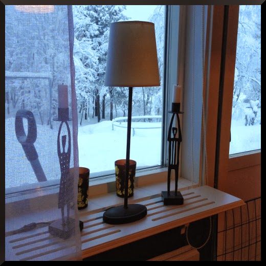 Hej, här är jag! (igen...): 16. kolla! här är en bild från mitt sovrum