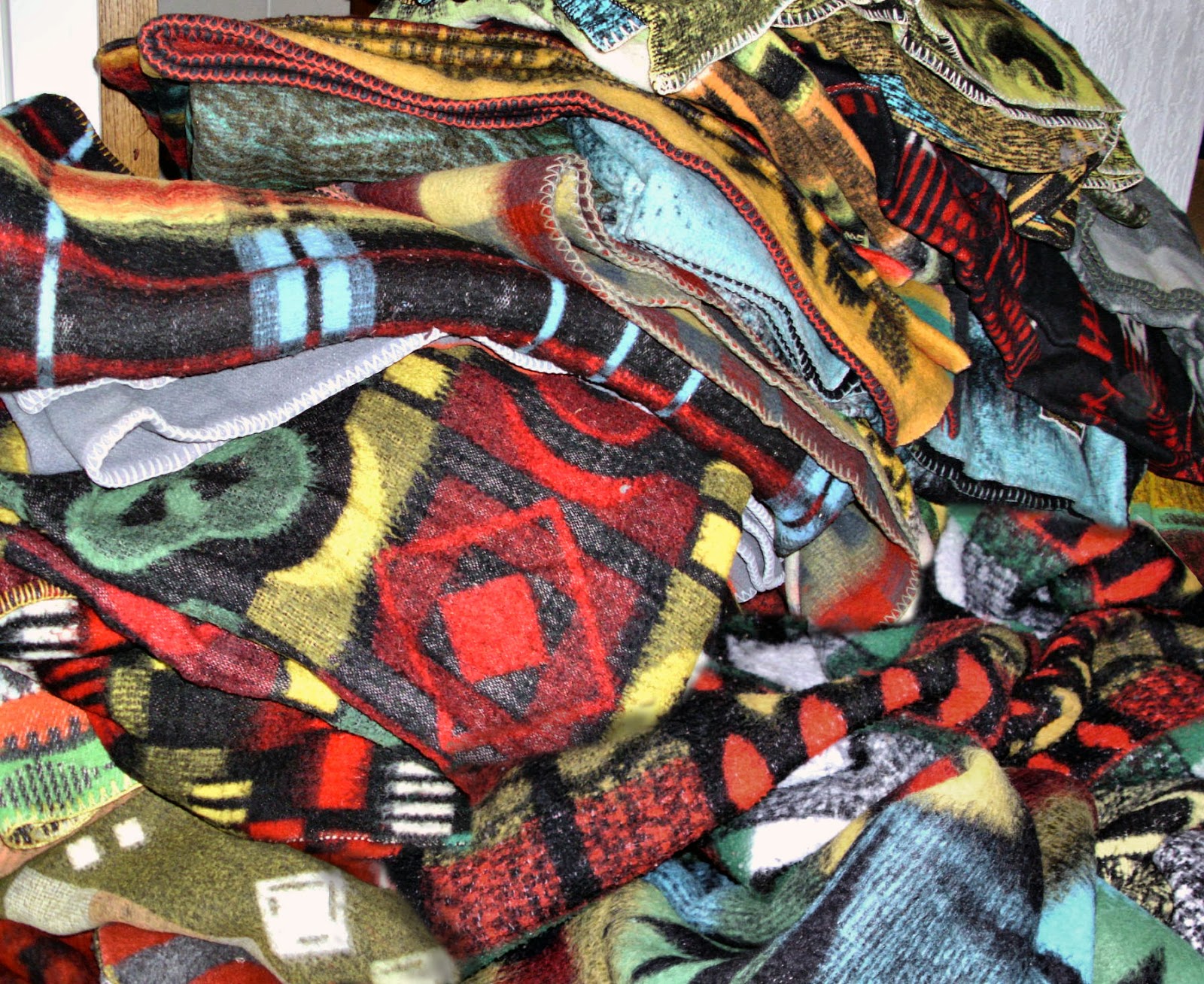 Vintage Retro Blankets Museum Blankets from the '50s, '60s and '70s 3