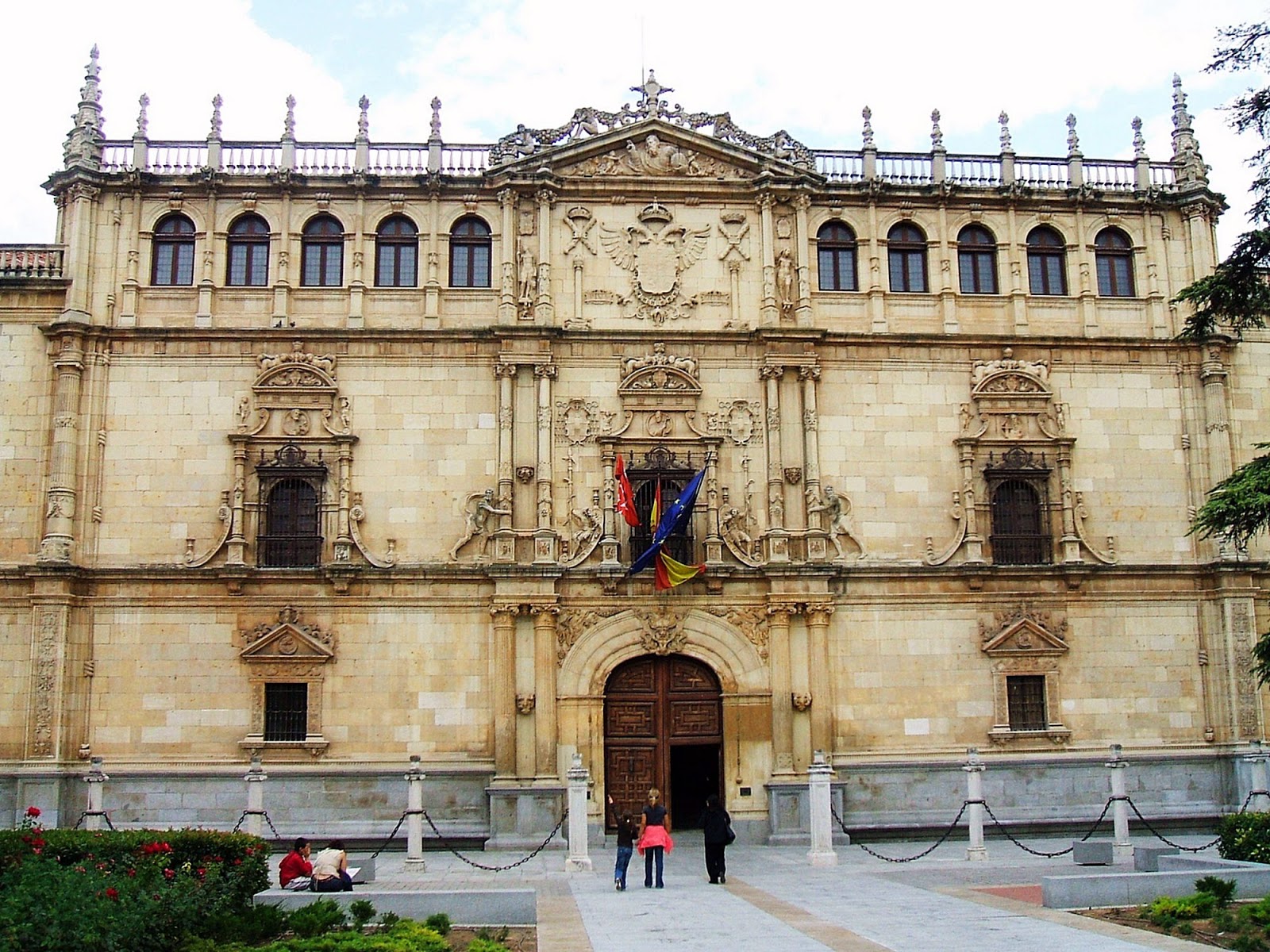 Aprobada por unanimidad la ley que anula las condenas franquistas - Página 4 UNIVERSIDAD%2BDE%2BALCAL%25C3%2581%2B1