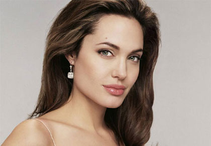 Angelina Jolie Wallpaper 2011. angelina jolie wallpaper 2011.