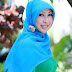 Tante Berjilbab, Hoby di Foto Skandal Buah Dada Melon Size