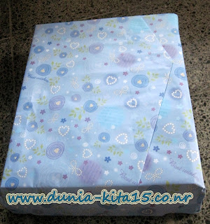 kado maklum hanya ngasal mencari bungkus kado waktu mepet soalnya