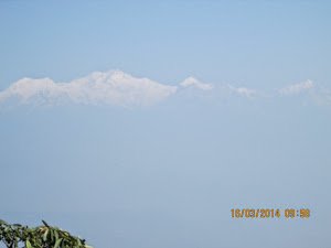 Kanchenjunga Mountain range seen from "Mall Road" in Darjeeling.