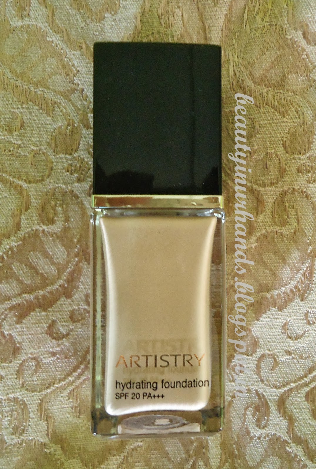 Beauty In Your Hands Artistry Hydrating Foundation in Soleil Review