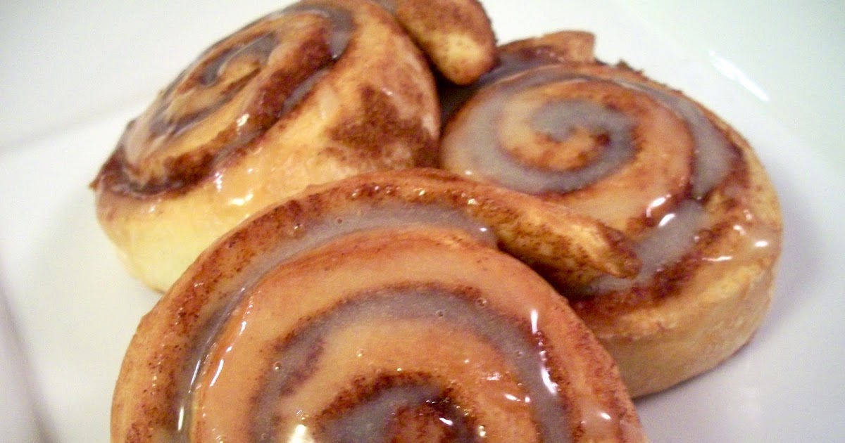 Brooke Bakes Sour Cream Cinnamon Rolls