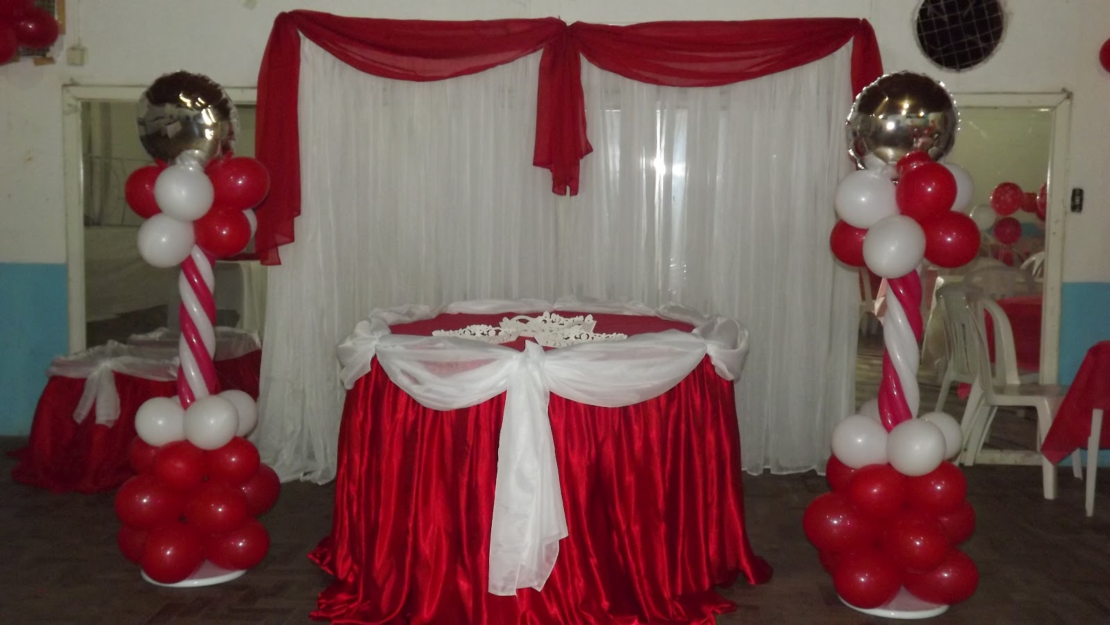 decoracao de banheiro vermelho e branco:Doce Mel Ateliê de Festas: Decoração Vermelho e branco decoracao de banheiro vermelho e branco:Doce Mel Ateliê de Festas: Decoração Vermelho e branco