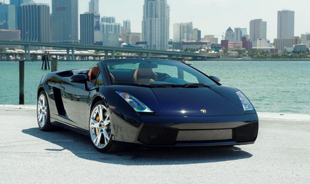 Lamborghini for rental in La Lamborghini for rental in La