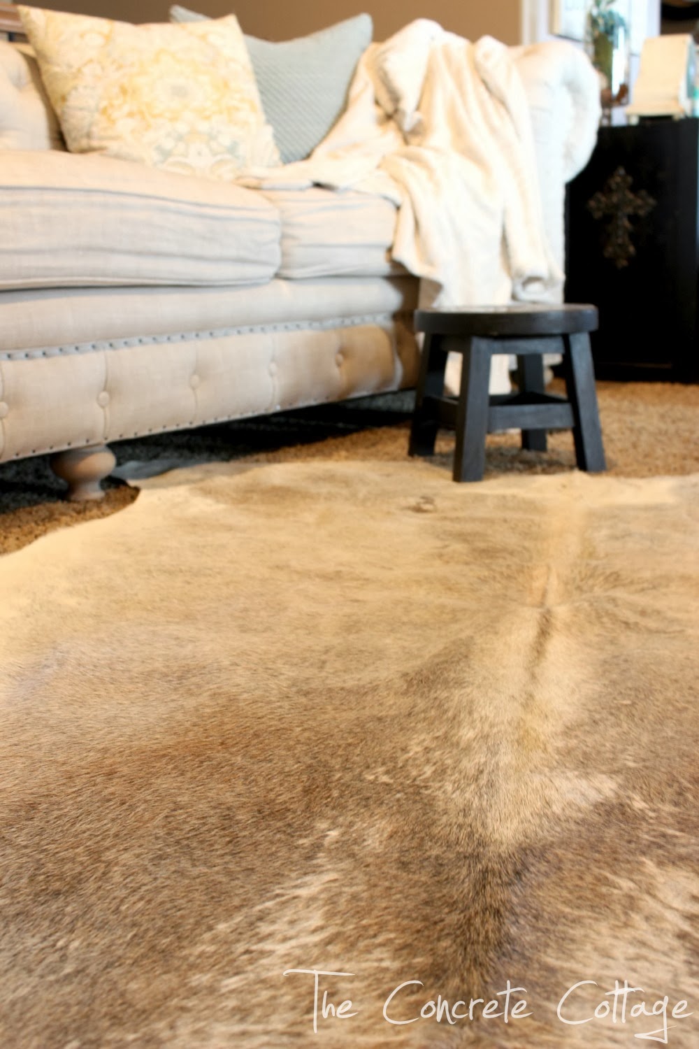 The Concrete Cottage Removing Wrinkles From A Cowhide Rug