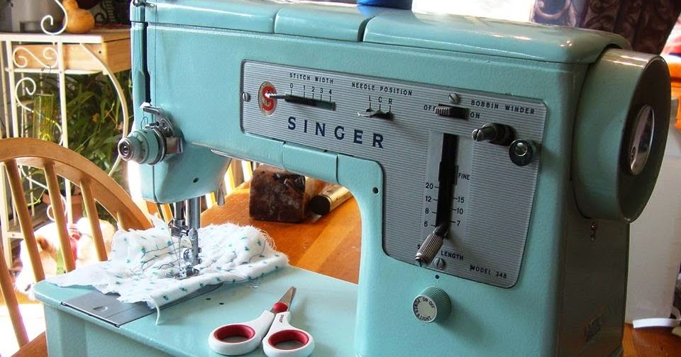 Modern Day Laura: Singer 348 Style Mate Sewing Machine