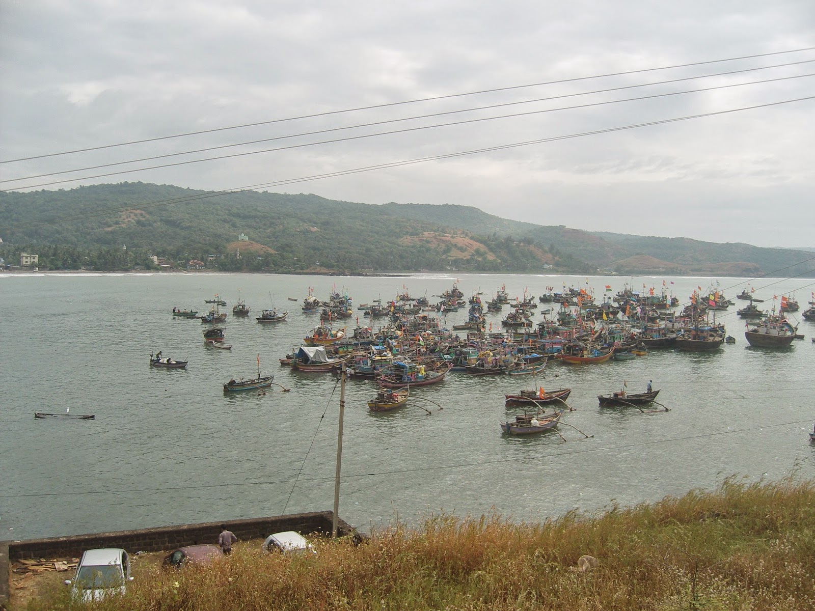 Beautiful Konkan!! Harnai fishing harbour and Suvarnadurg fort, Dapoli