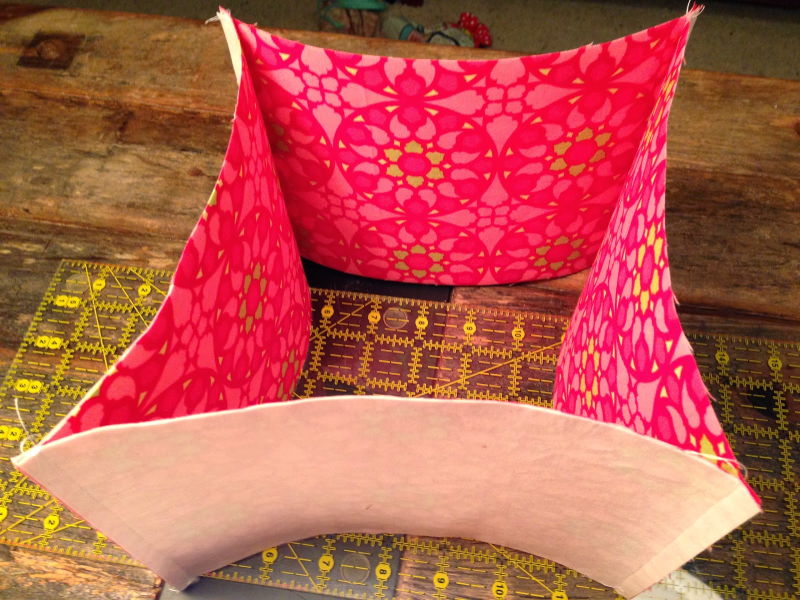 dream quilt create Lined Fabric Basket Tutorial