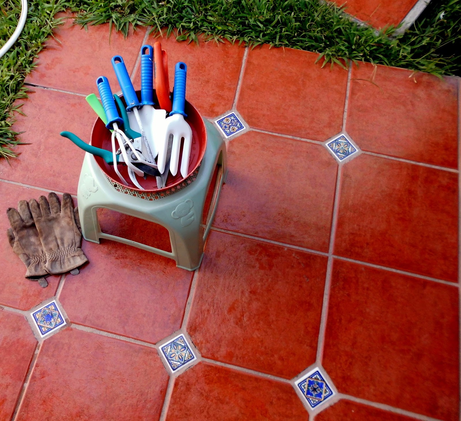 Soluciones para el Hogar y el Amor: Como Limpiar Pisos de Cerámica